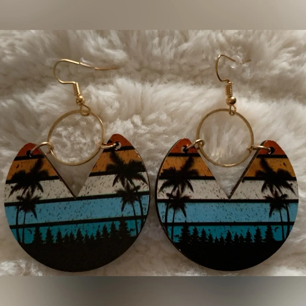 Cali Dangle Boho Wood Round Orange Turquoise Gold Metal Fish Hook Earrings